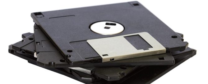 I dischi floppy: simbolo di un’era tecnologica passata