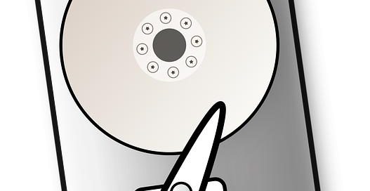 Come funziona un SSD rispetto a un HDD meccanico